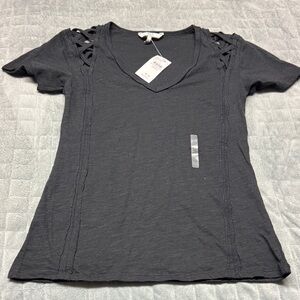 NWT Buckle Black T-Shirt, Criss Cross Shoulders, Size XS